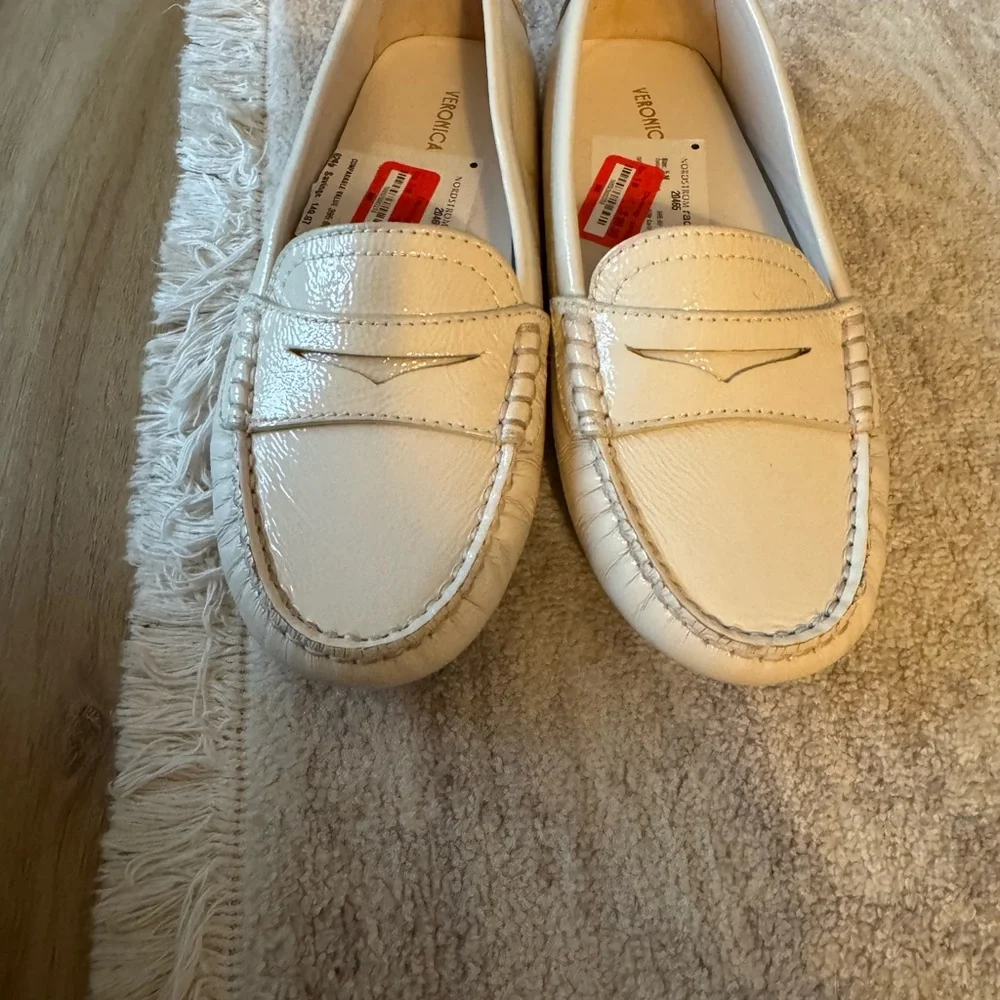 NWT Veronica Beard Loafer - Picture 2 of 4